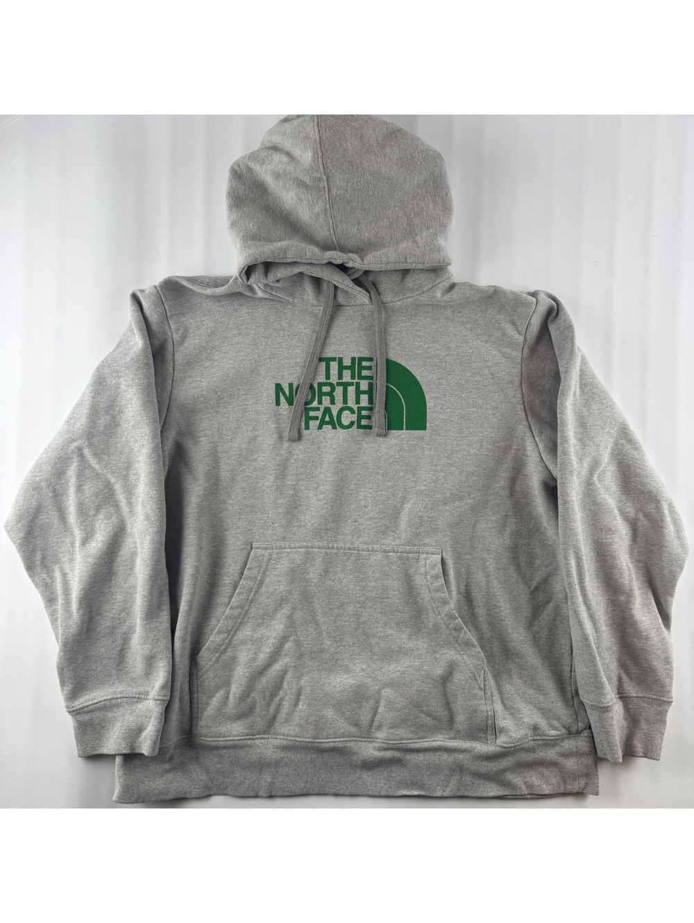 The North Face Men’s XL Heavyweight Hoodie